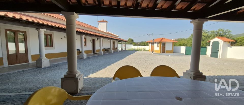 Maison de plain-pied T4 à Ossela de 384 m²