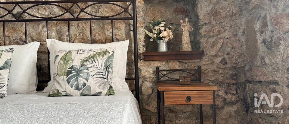 Maison de plain-pied T4 à Ossela de 384 m²