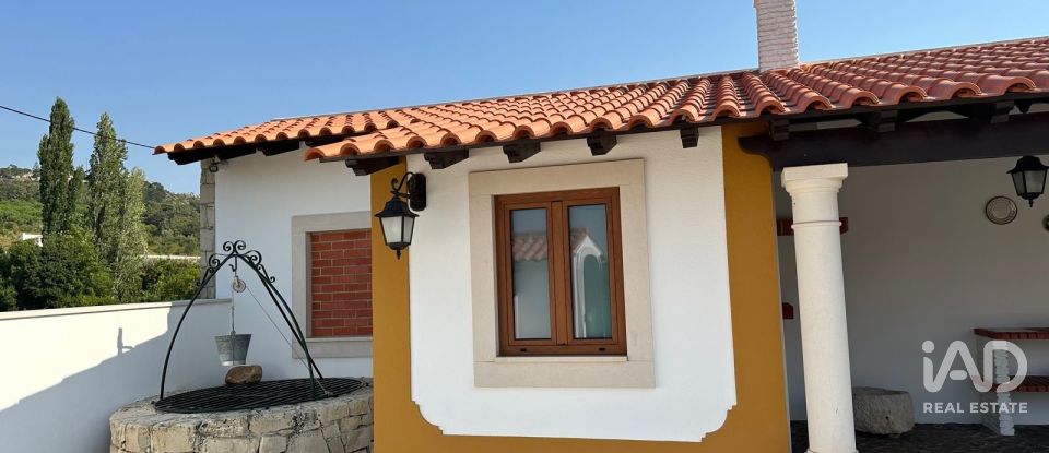 Maison de plain-pied T4 à Ossela de 384 m²