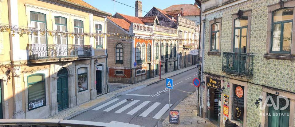 Atelier T3 à Ovar, São João, Arada e São Vicente de Pereira Jusã de 175 m²