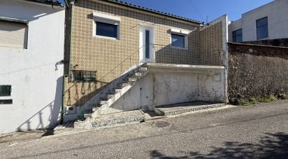 Maison T3 à Várzea de 122 m²