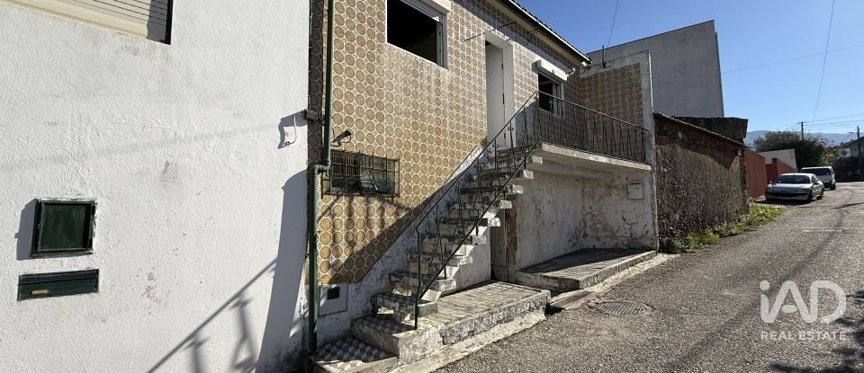 Maison T3 à Várzea de 122 m²