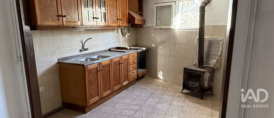 Maison T3 à Várzea de 122 m²