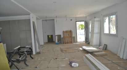 Lodge T4 in Fernão Ferro of 294 m²