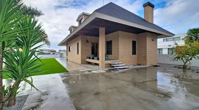 Maison T3 à Canidelo de 308 m²