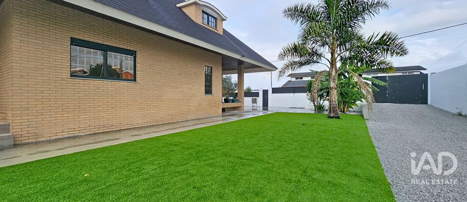 Maison T3 à Canidelo de 308 m²