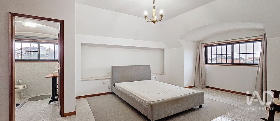 Maison T3 à Canidelo de 308 m²