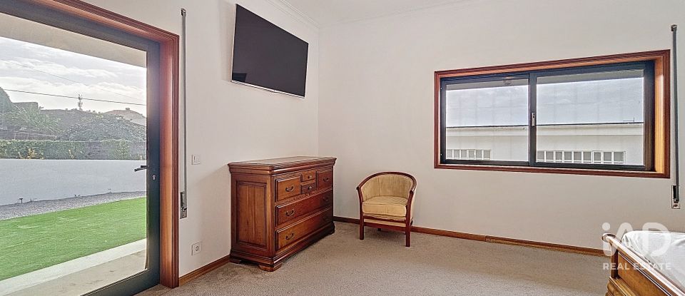 Maison T3 à Canidelo de 308 m²