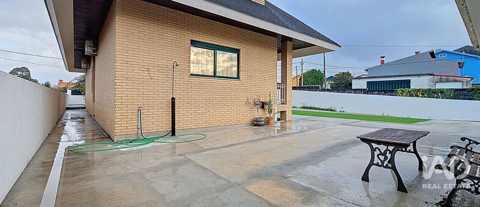 Maison T3 à Canidelo de 308 m²