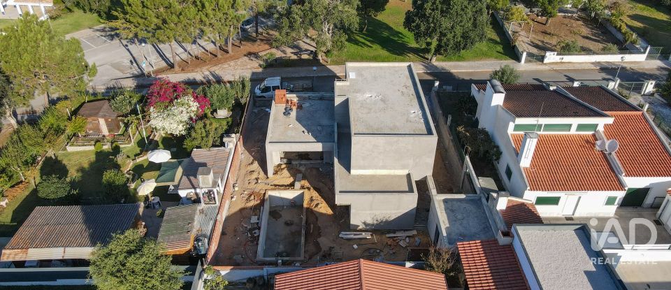 Moradia T3 em Sesimbra (Castelo) de 152 m²