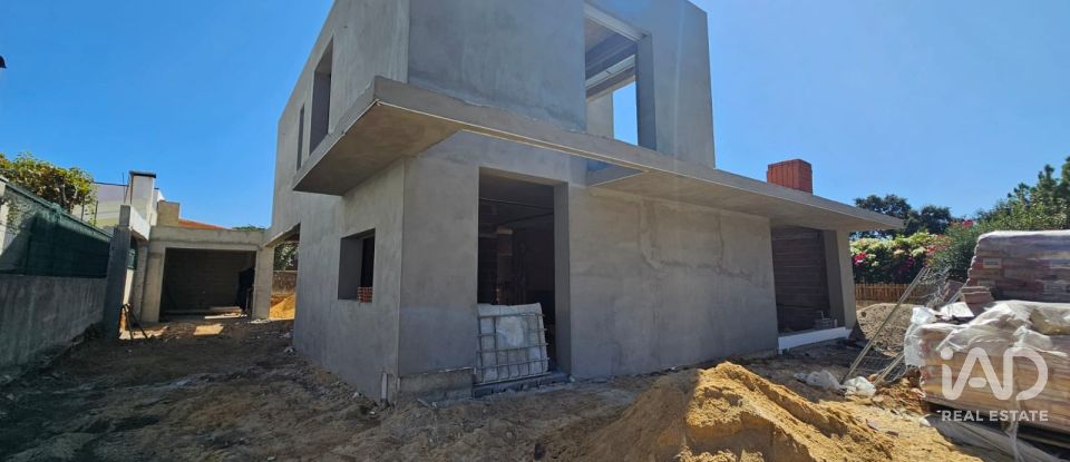 Moradia T3 em Sesimbra (Castelo) de 152 m²