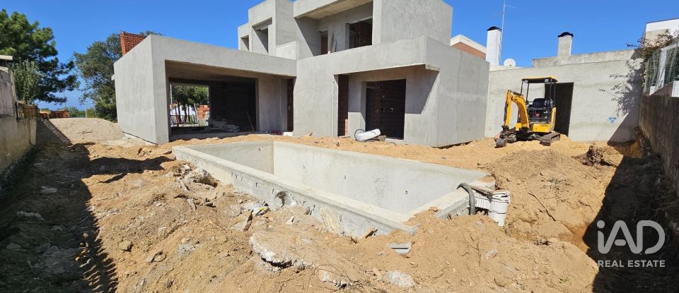 Moradia T3 em Sesimbra (Castelo) de 152 m²