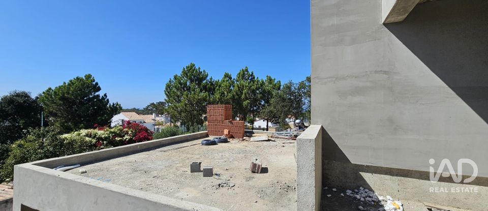 Moradia T3 em Sesimbra (Castelo) de 152 m²