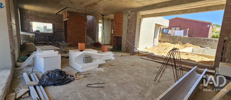 Moradia T3 em Sesimbra (Castelo) de 152 m²