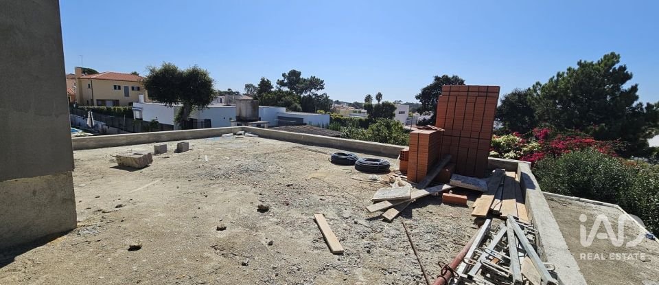 Moradia T3 em Sesimbra (Castelo) de 152 m²