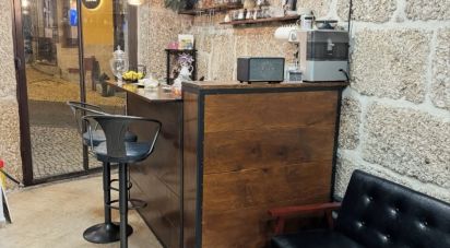 Boutique/Local commercial à Oliveira, São Paio e São Sebastião de 50 m²