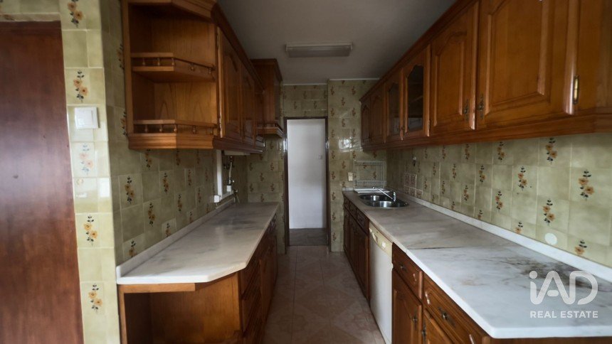 Apartment T2 in Setúbal (São Sebastião) of 70 m²