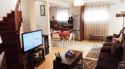 Maison T3 à Tavarede de 156 m²