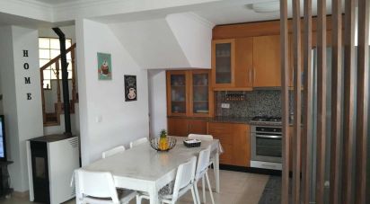 Maison T3 à Tavarede de 156 m²