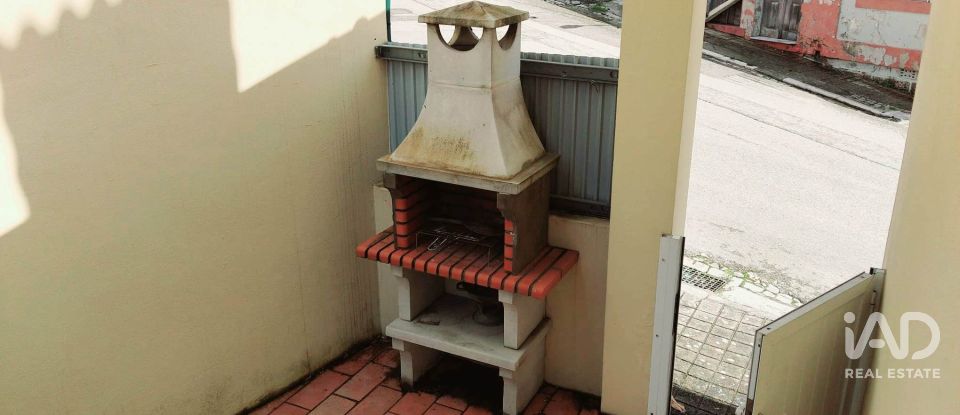 Maison T3 à Tavarede de 156 m²