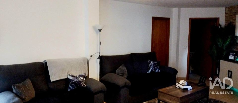 Maison T3 à Tavarede de 156 m²