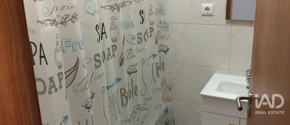 Maison T3 à Tavarede de 156 m²