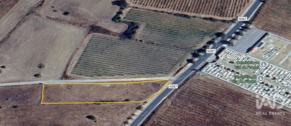Terrain agricole à Vila de Frades de 2 250 m²