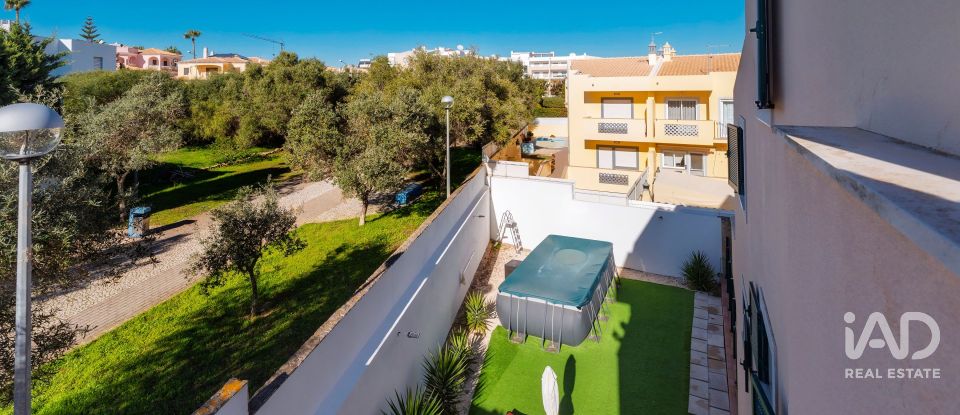 Maison T4 à Albufeira e Olhos de Água de 259 m²