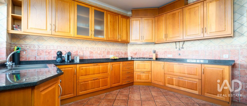 Maison T4 à Albufeira e Olhos de Água de 259 m²