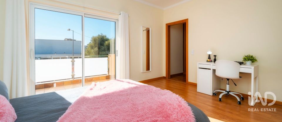 Maison T4 à Albufeira e Olhos de Água de 259 m²