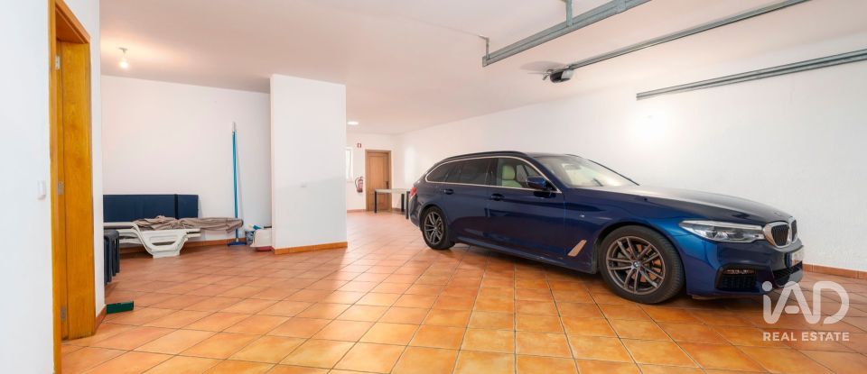 Maison T4 à Albufeira e Olhos de Água de 259 m²