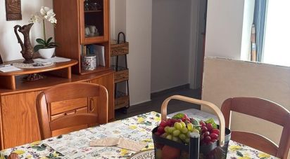 Maison de plain-pied T0 à Alenquer (Santo Estêvão e Triana) de 60 m²