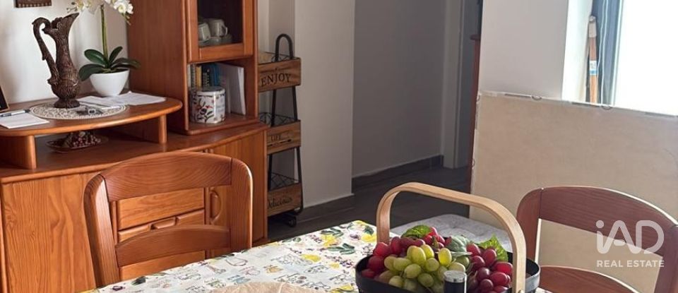 Single story home T0 in Alenquer (Santo Estêvão e Triana) of 60 m²