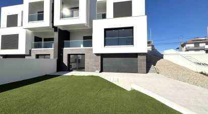 Maison T4 à Corroios de 157 m²