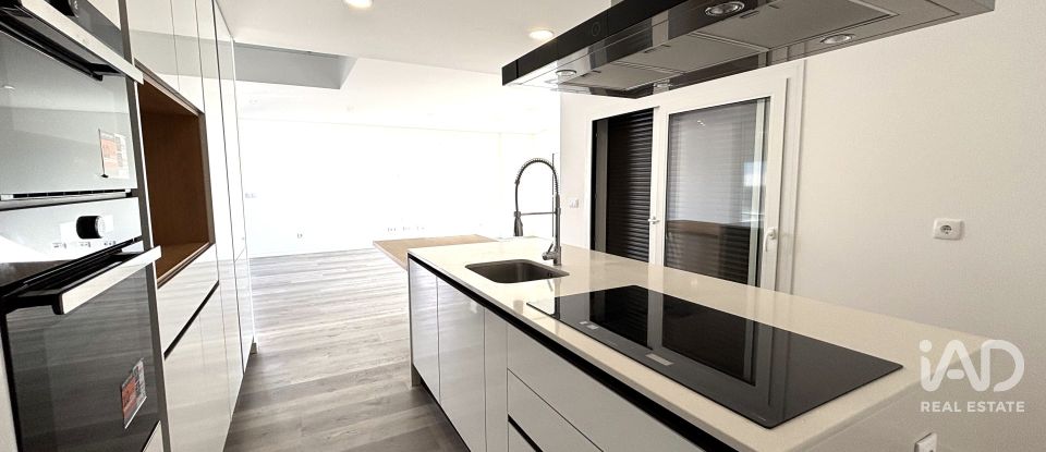 Casa / moradia T4 em Corroios de 157 m²