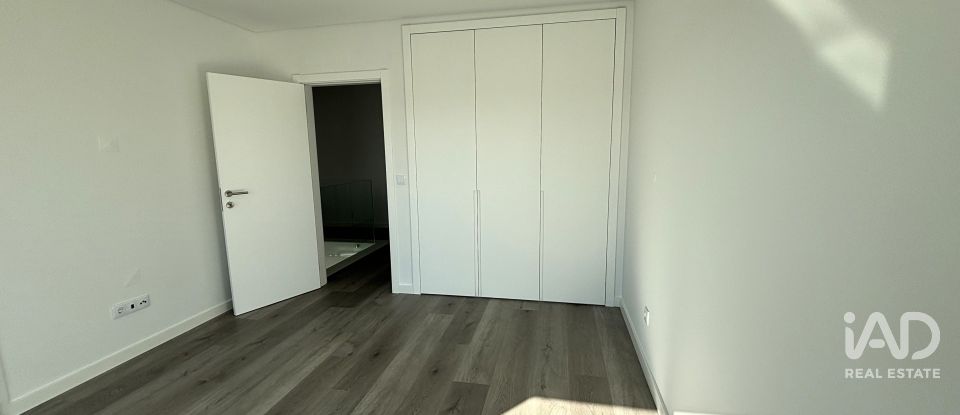 Casa / moradia T4 em Corroios de 157 m²