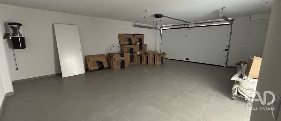 Casa / moradia T4 em Corroios de 157 m²