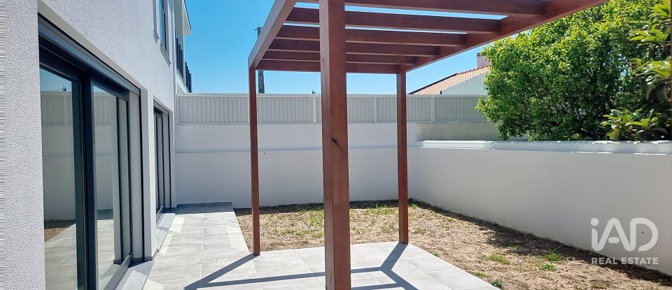 House T4 in Silveira of 211 m²