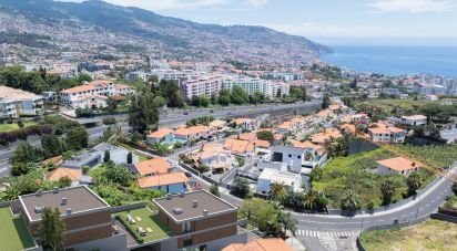 Apartment T3 in Santo António of 258 m²