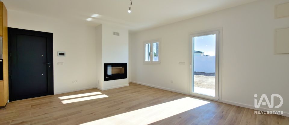 Maison T3 à Marinha Grande de 80 m²