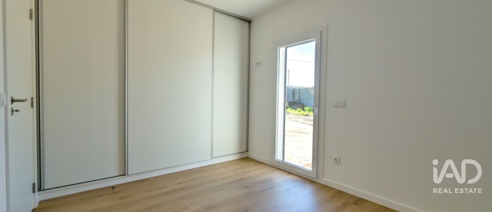 Maison T3 à Marinha Grande de 80 m²