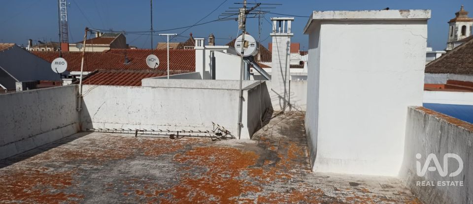 Shop / premises commercial in Vila Real de Santo António of 82 m²