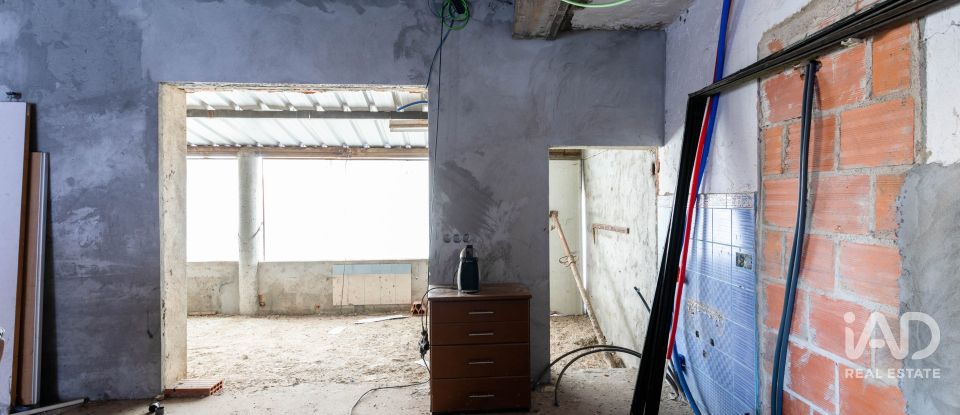 Maison T4 à Eixo e Eirol de 305 m²