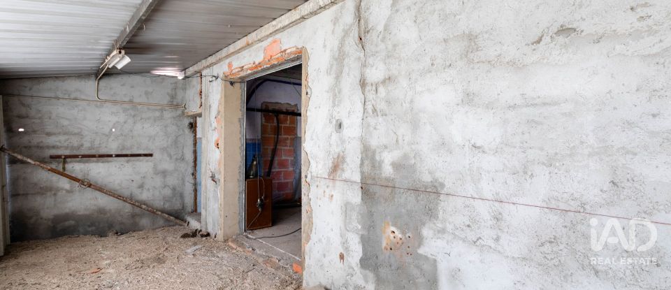 Maison T4 à Eixo e Eirol de 305 m²