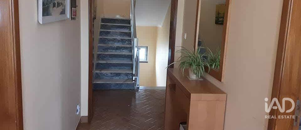 Moradia T6 em Casais e Alviobeira de 275 m²