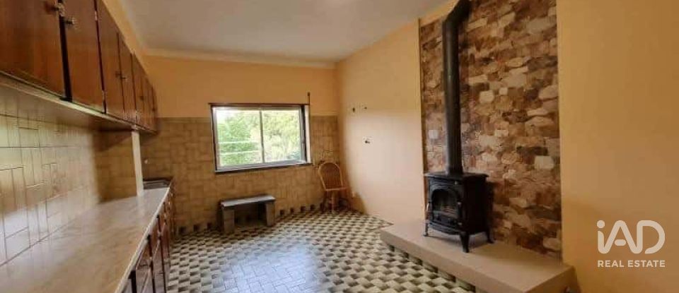 Moradia T6 em Casais e Alviobeira de 275 m²