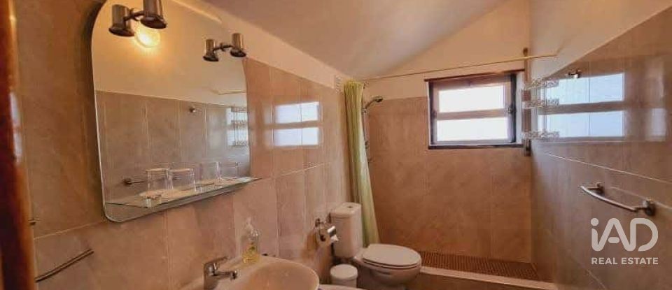 Moradia T6 em Casais e Alviobeira de 275 m²