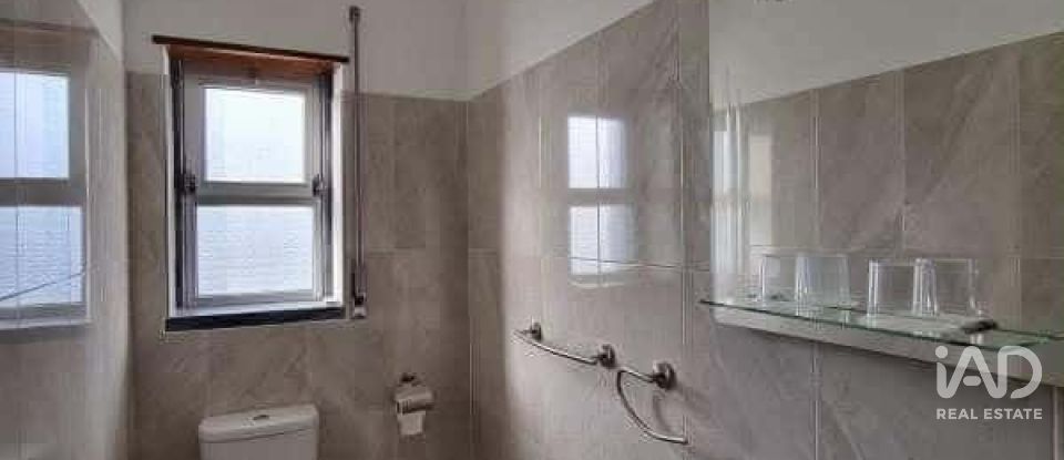 Moradia T6 em Casais e Alviobeira de 275 m²