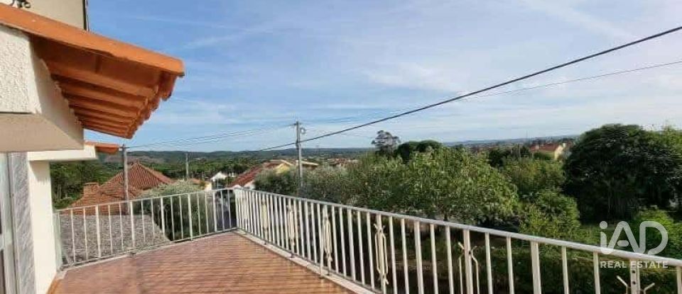 Moradia T6 em Casais e Alviobeira de 275 m²