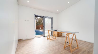 Maison T4 à Quarteira de 324 m²